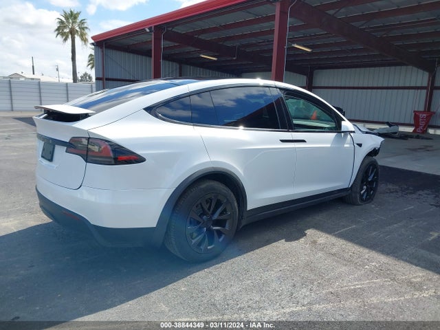 2024 TESLA MODEL X 7SAXCBE55RF438648 Photo 3