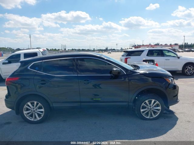 JN1BJ1CP7KW243957 Nissan Rogue Sport Sv