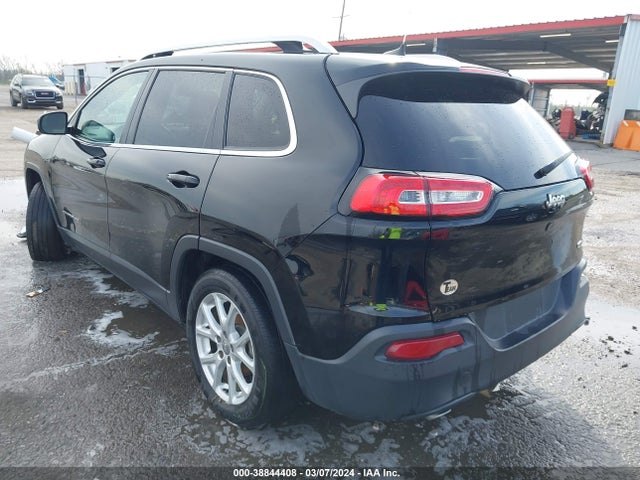 1C4PJLCB5HW523601 Jeep Cherokee Latitude Fwd