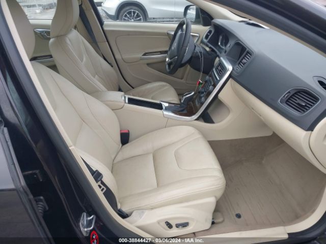 YV1612FS7E2281022 Volvo S60