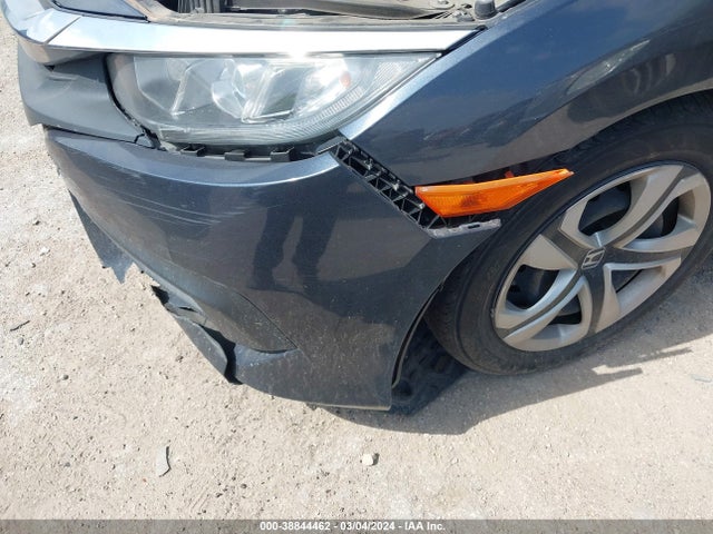 Honda Civic Lx 2018 19XFC2F50JE042967 Image 6