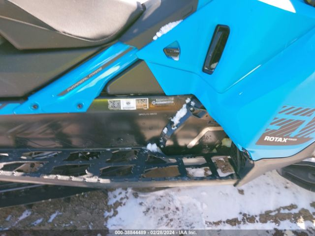 2020 SKIDOO SUMMIT SP 850R E-TEC 2BPSCFLK5LV000352 Photo 9