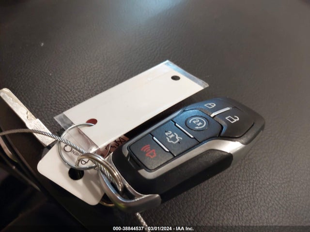 Ford Fusion Titanium 2016 3FA6P0D94GR166682 Image 11