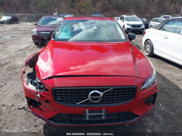 7JR102TZ4MG109313 Volvo S60 T5 Momentum