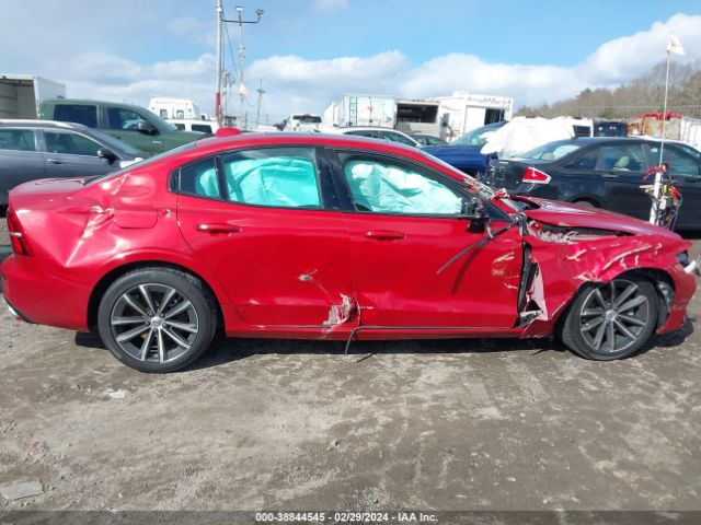 7JR102TZ4MG109313 Volvo S60 T5 Momentum