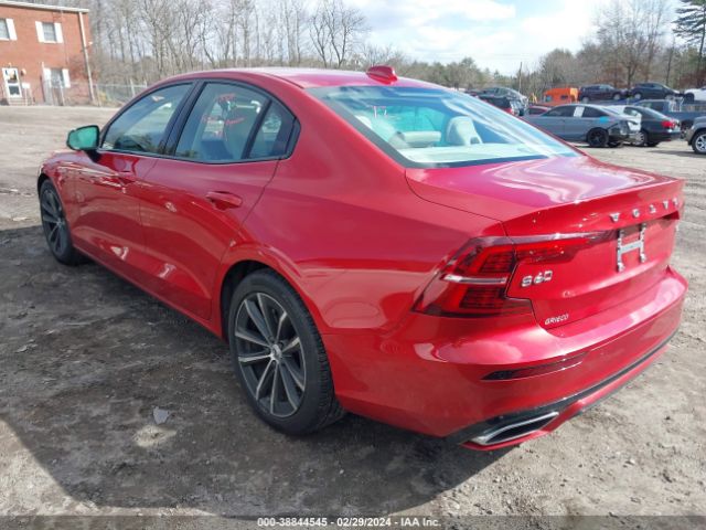7JR102TZ4MG109313 Volvo S60 T5 Momentum