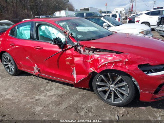 7JR102TZ4MG109313 Volvo S60 T5 Momentum