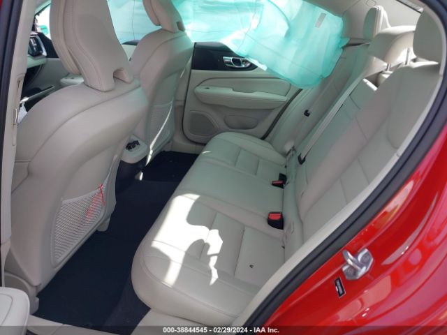 7JR102TZ4MG109313 Volvo S60 T5 Momentum