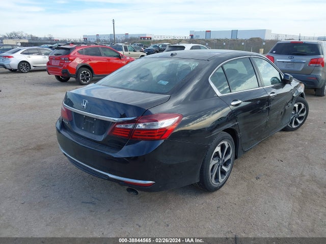Honda ACCORD EX 2017 1HGCR2F06HA167783 Image 4