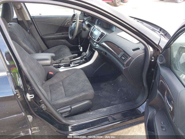 Honda ACCORD EX 2017 1HGCR2F06HA167783 Image 5