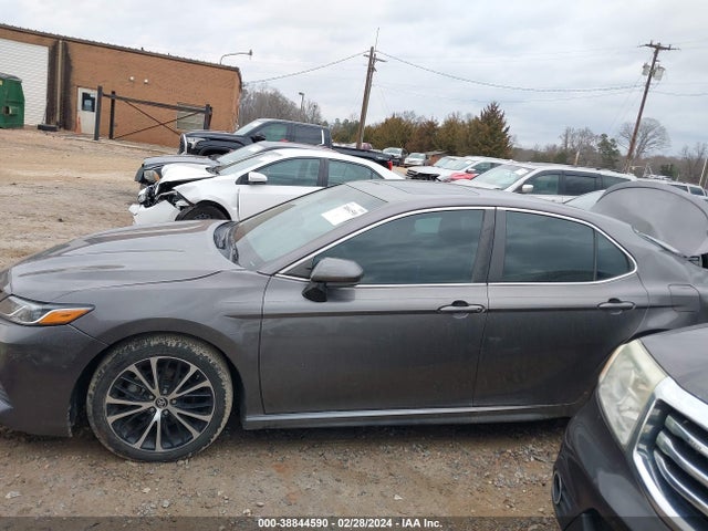 Toyota CAMRY SE 2018 4T1B11HK4JU013485 Image 14