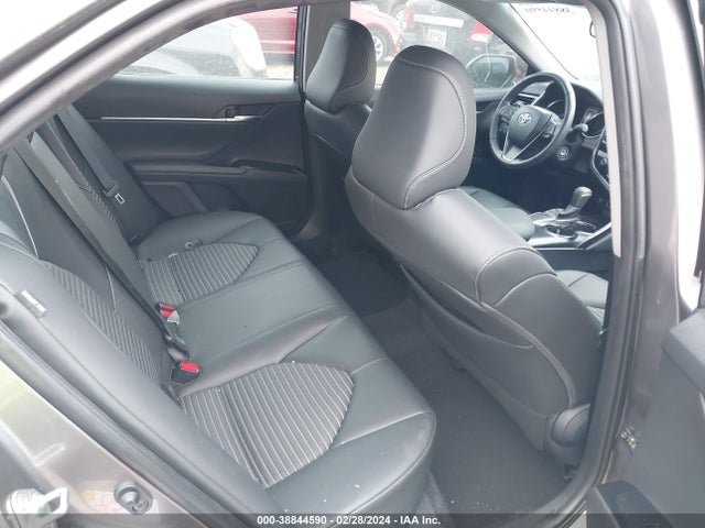 Toyota CAMRY SE 2018 4T1B11HK4JU013485 Image 8