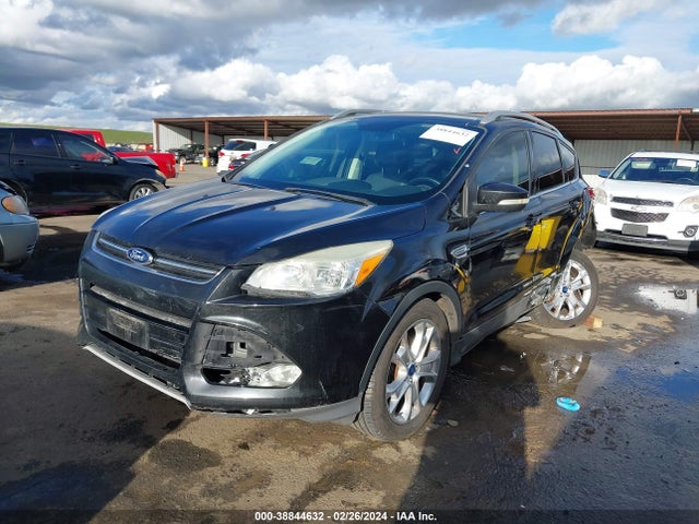 Ford Escape Titanium 2015 1FMCU0JX8FUA92159 Image 2