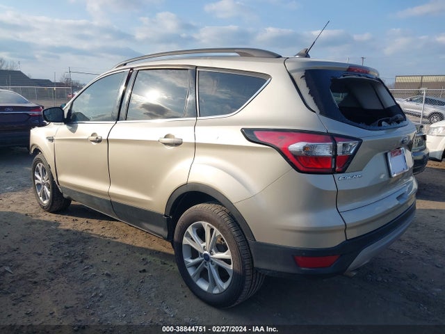 Ford ESCAPE SE 2018 1FMCU9GD3JUB93314 Image 3