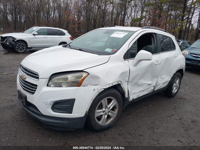 Chevrolet Trax Lt 2015 3GNCJLSB8FL255394 Image 2