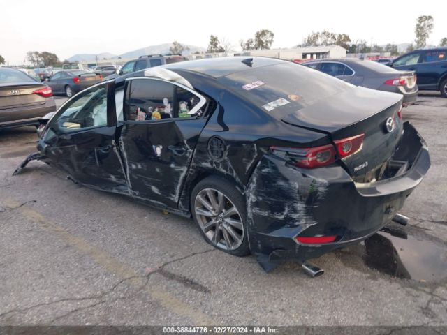 3MZBPAEM8KM104707 Mazda Mazda3 Premium Package