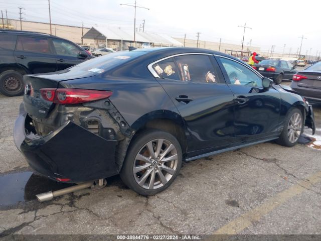 3MZBPAEM8KM104707 Mazda Mazda3 Premium Package