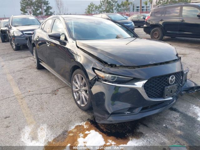 3MZBPAEM8KM104707 Mazda Mazda3 Premium Package