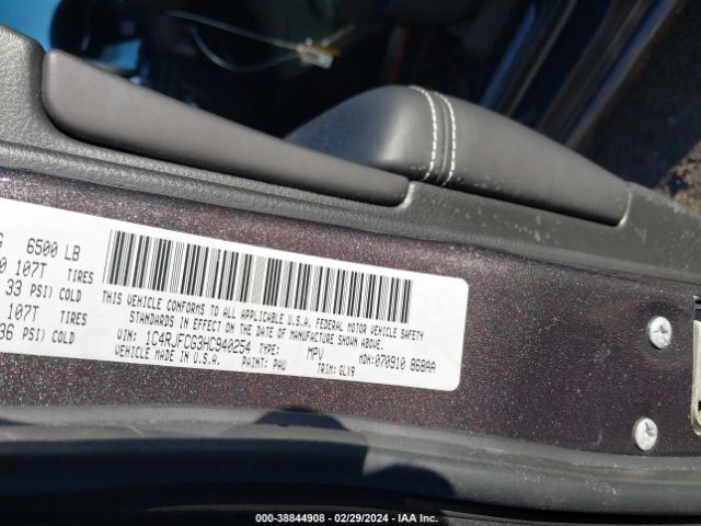 1C4RJFCG3HC940254 Jeep Grand Cherokee Overland 4x4