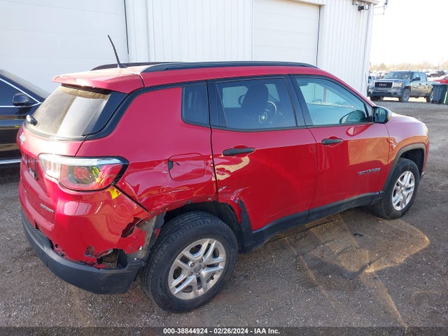 Jeep Compass Sport 4x4 2018 3C4NJDAB0JT178764 Image 4