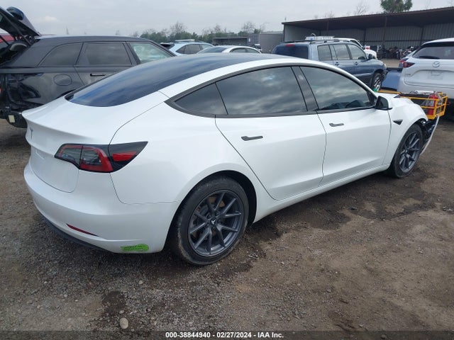 Tesla Model 3 Rear-wheel Drive 2023 5YJ3E1EA1PF620258 Image 4
