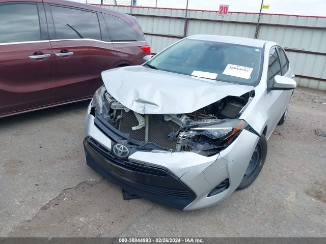 Toyota COROLLA LE 2017 5YFBURHE0HP626537 Image 12