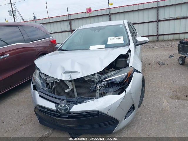 Toyota COROLLA LE 2017 5YFBURHE0HP626537 Image 6