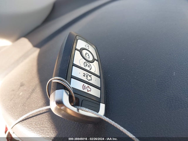Ford FUSION SEL 2019 3FA6P0CD6KR237105 Image 11