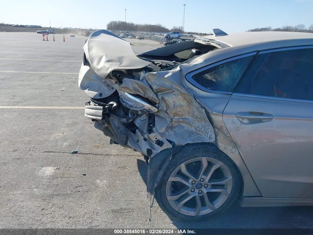 Ford FUSION SEL 2019 3FA6P0CD6KR237105 Image 6