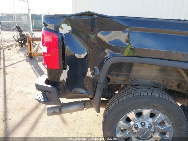 1GT12UEY5JF204537 GMC Sierra 2500hd Denali