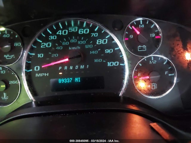 Chevrolet Express 2500 Work Van 2019 1GCWGAFP0K1196096 Image 7