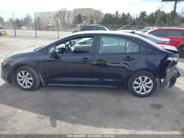 5YFB4MDE6RP113304 Toyota COROLLA LE