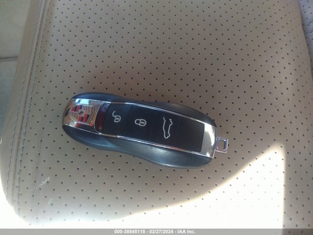 2012 PORSCHE CAYENNE WP1AA2A21CLA04959 Photo 10