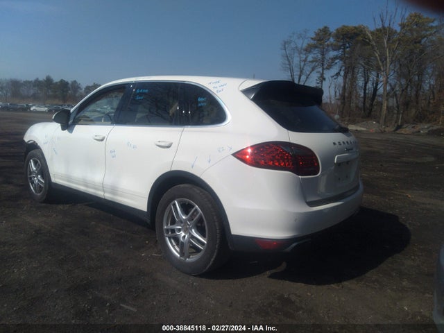 2012 PORSCHE CAYENNE WP1AA2A21CLA04959 Photo 2