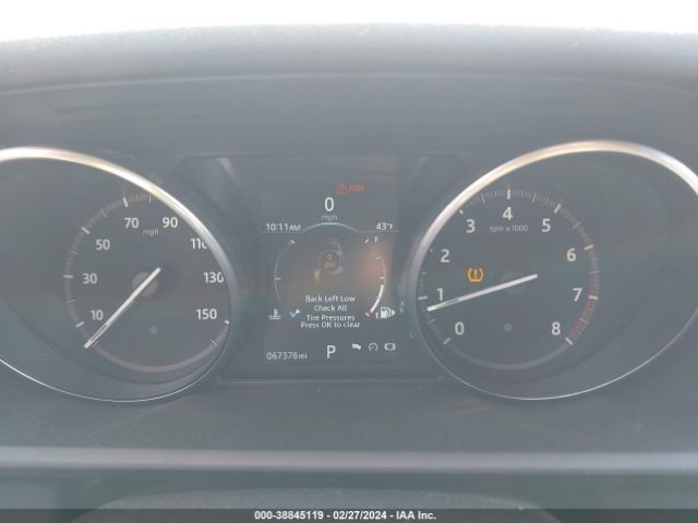 SALRGBBV5HA037311 Land Rover Discovery Se