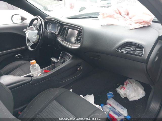 2C3CDZAG9GH138535 Dodge Challenger Sxt