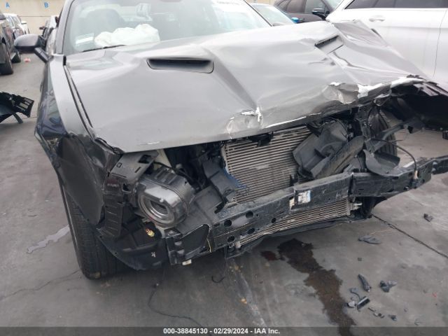 2C3CDZAG9GH138535 Dodge Challenger Sxt