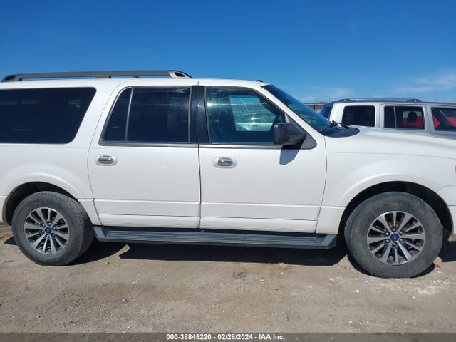 Ford Expedition El Xlt 2015 1FMJK1JT5FEF47978 Image 13