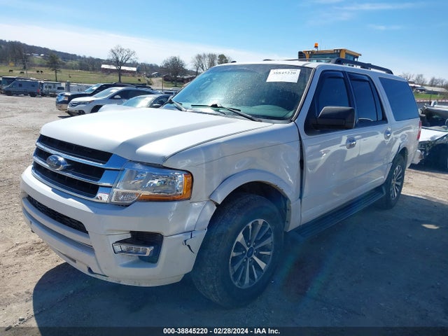 Ford Expedition El Xlt 2015 1FMJK1JT5FEF47978 Image 2