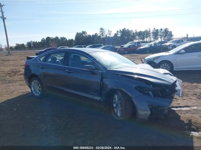 3FA6P0MUXKR124210 Ford Fusion Hybrid Sel