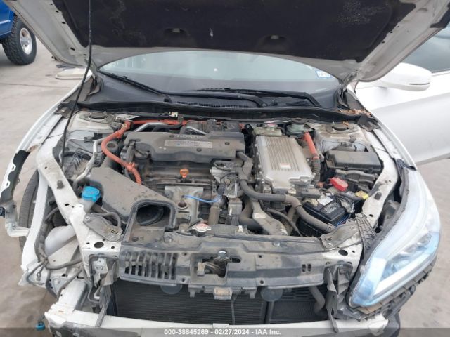 1HGCR6F70FA002801 Honda Accord Hybrid Touring