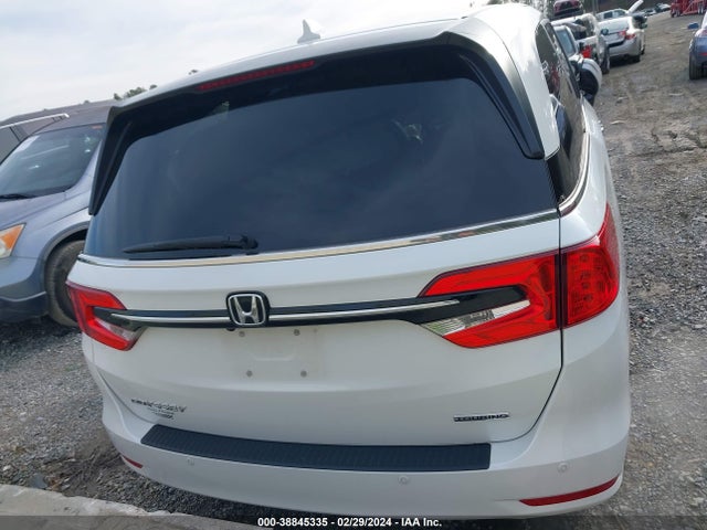 Honda Odyssey Touring 2022 5FNRL6H85NB041759 Image 16