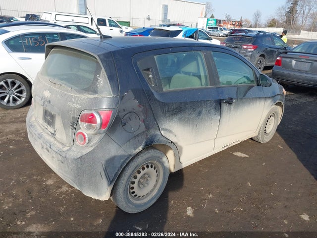 Chevrolet Sonic Ls Auto 2014 1G1JA6SH6E4180083 Image 4