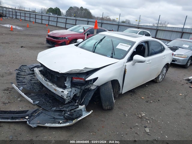 Lexus ES 350 2014 JTHBK1GG9E2126685 Image 2