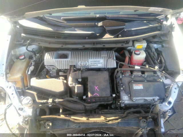 Toyota Prius Two 2015 JTDKN3DU9F1932225 Image 10