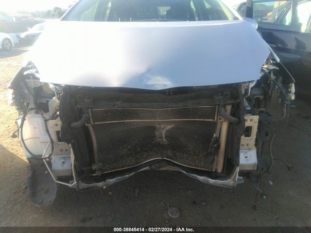 Toyota Prius Two 2015 JTDKN3DU9F1932225 Image 13