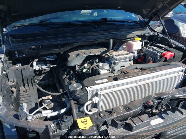 RAM 1500 Laramie  4x4 5'7 Box 2022 1C6SRFJT7NN141935 Image 10