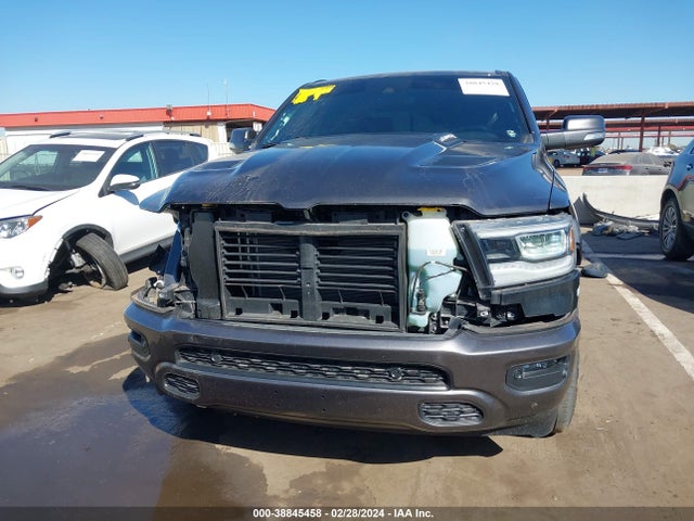 RAM 1500 Laramie  4x4 5'7 Box 2022 1C6SRFJT7NN141935 Image 13