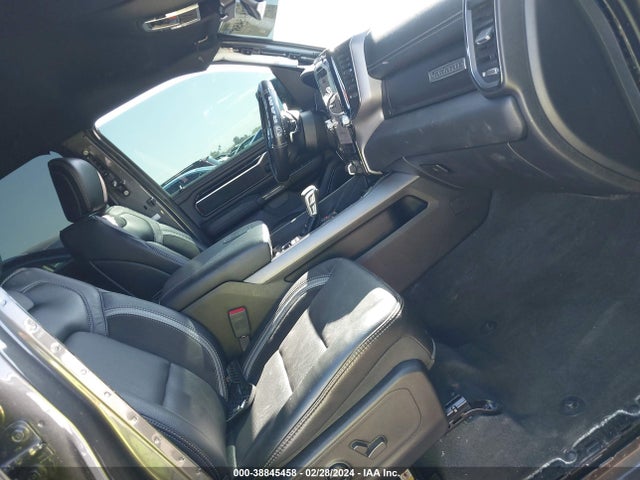 RAM 1500 Laramie  4x4 5'7 Box 2022 1C6SRFJT7NN141935 Image 5