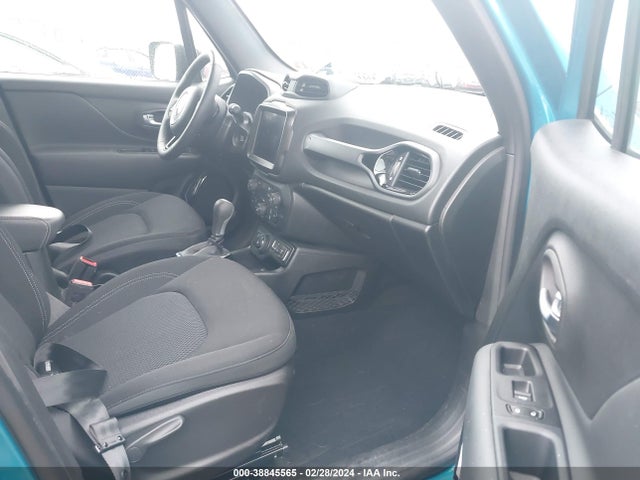 ZACNJDE13NPN66728 Jeep Renegade Altitude 4x4